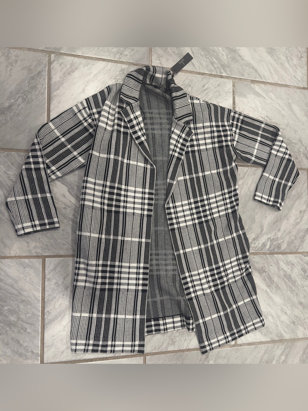 NWT Tahari Womens Black & White Long Cardigan Size Small